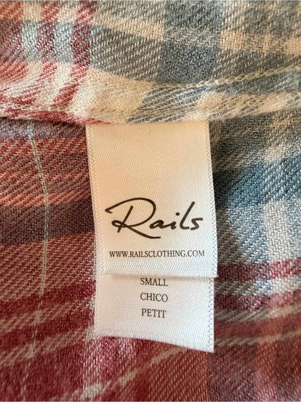 Rails Hunter Plaid Button Up Shirt Rosewood/Sky Small  EUC - Picture 9 of 11